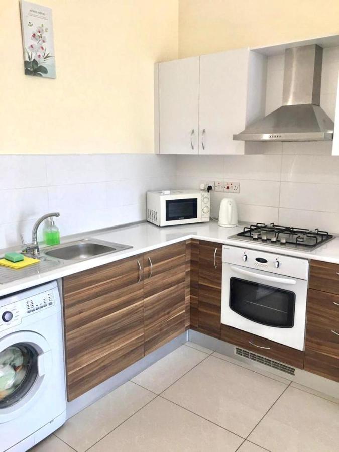Luxury Two-Bedroom Apartment In Amazing Place Lukomorye C4 Karavas  외부 사진